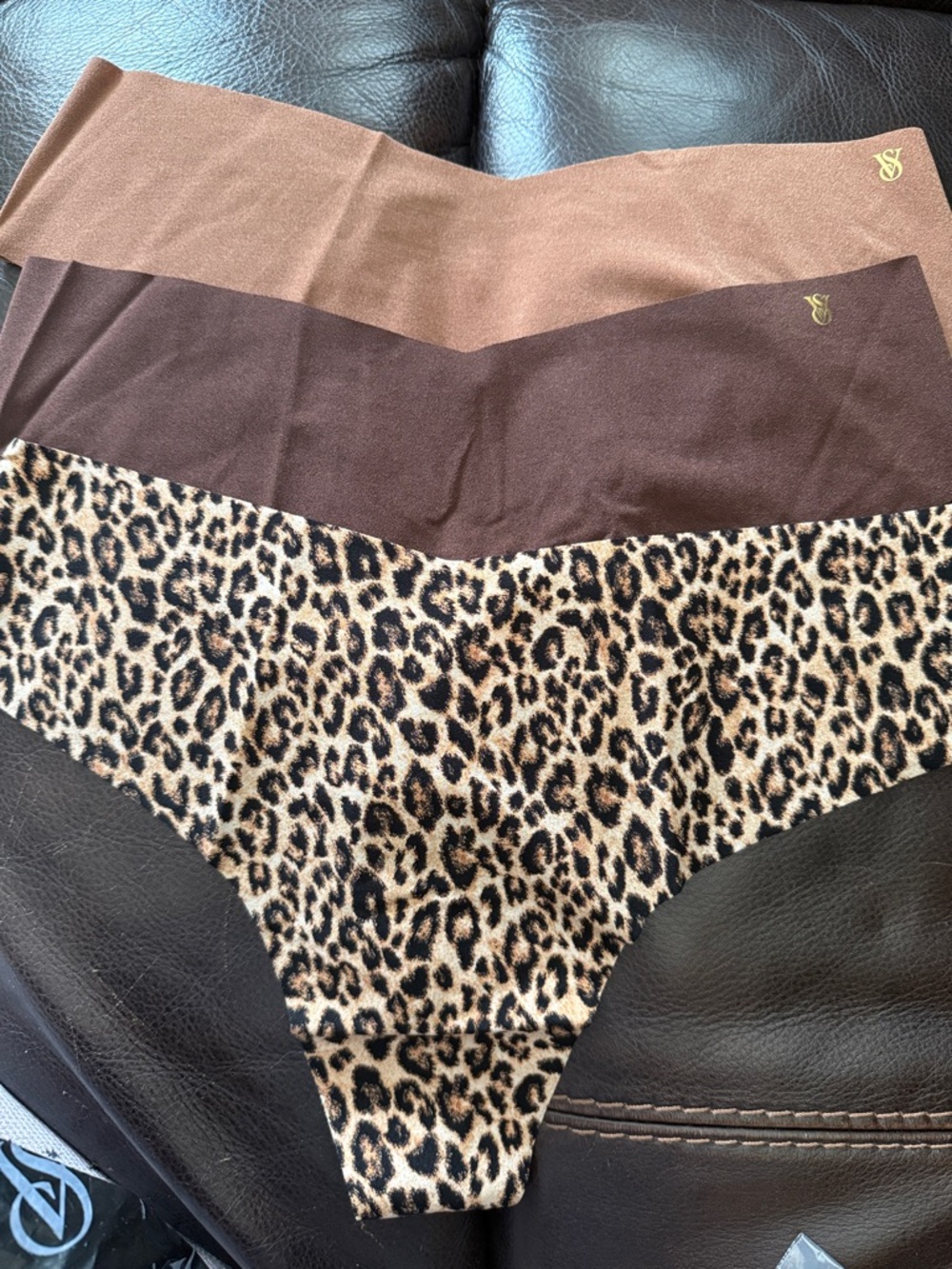 Victoria's Secret No show thong XL Panty Trio – Leopard, Chocolate, and Camel